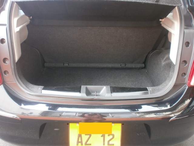 Nissan March Yr Az 12 Automatic - 4 - Family Cars  on Aster Vender