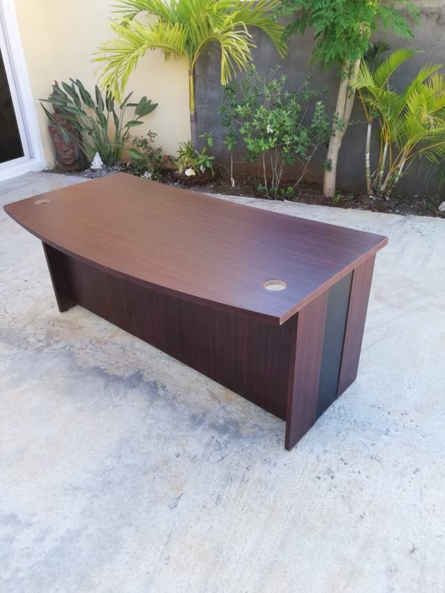 Bureau de Travail Professionnel - 0 - Desks  on Aster Vender