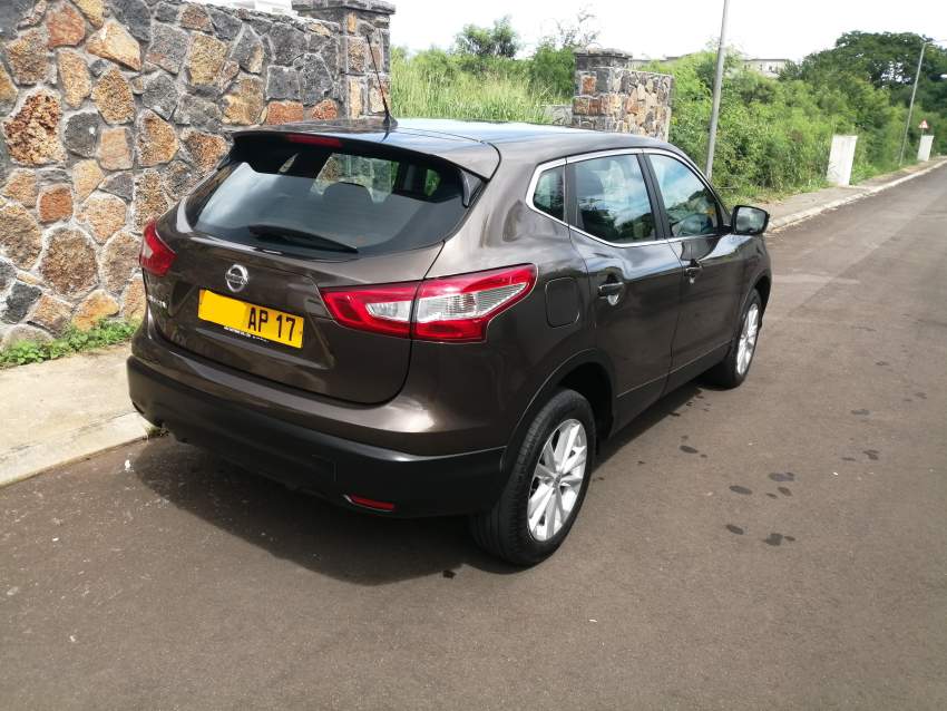 Nissan Qashqai Acenta Manual - 4 - SUV Cars  on Aster Vender