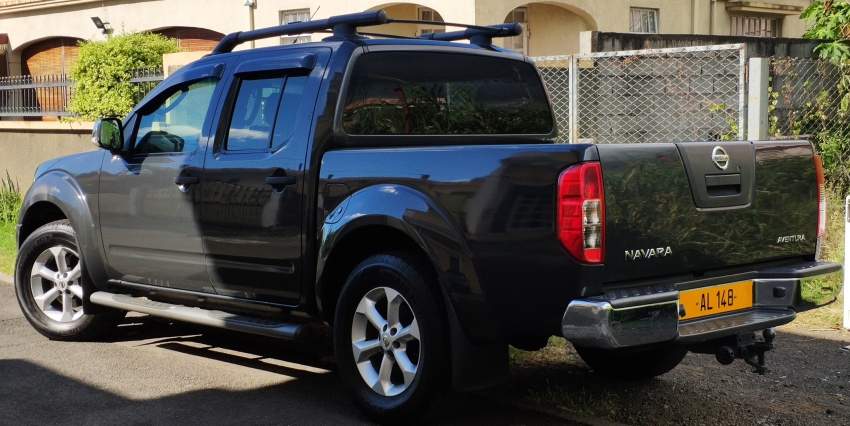 Nissan Navara adventura - 1 - Pickup trucks (4x4 & 4x2)  on Aster Vender