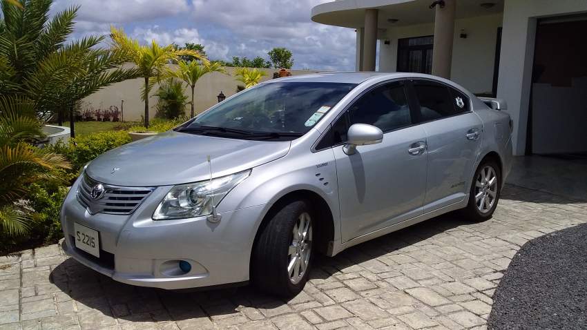 Toyota Avensis - 1 - Family Cars  on Aster Vender
