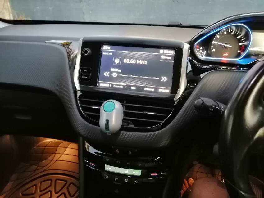 Peugeot 2008 on Aster Vender