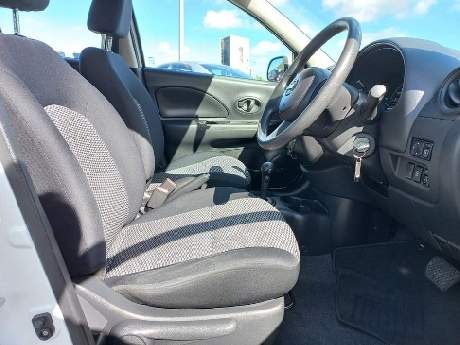 Nissan - 0 - Compact cars  on Aster Vender