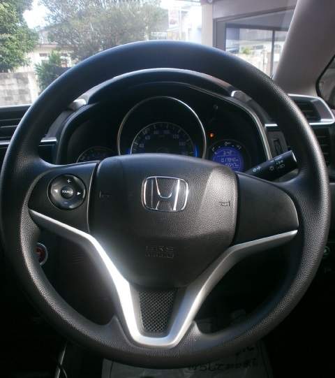 HONDA FIT F  PACKAGE 1310cc - 3 - Family Cars  on Aster Vender