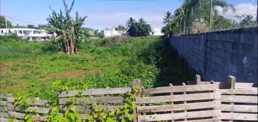 RESIDENTIAL LAND - 7.5 PERCHES - 1 - Land  on Aster Vender