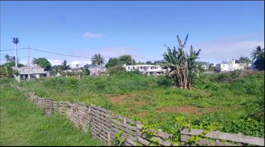 RESIDENTIAL LAND - 7.5 PERCHES - 2 - Land  on Aster Vender