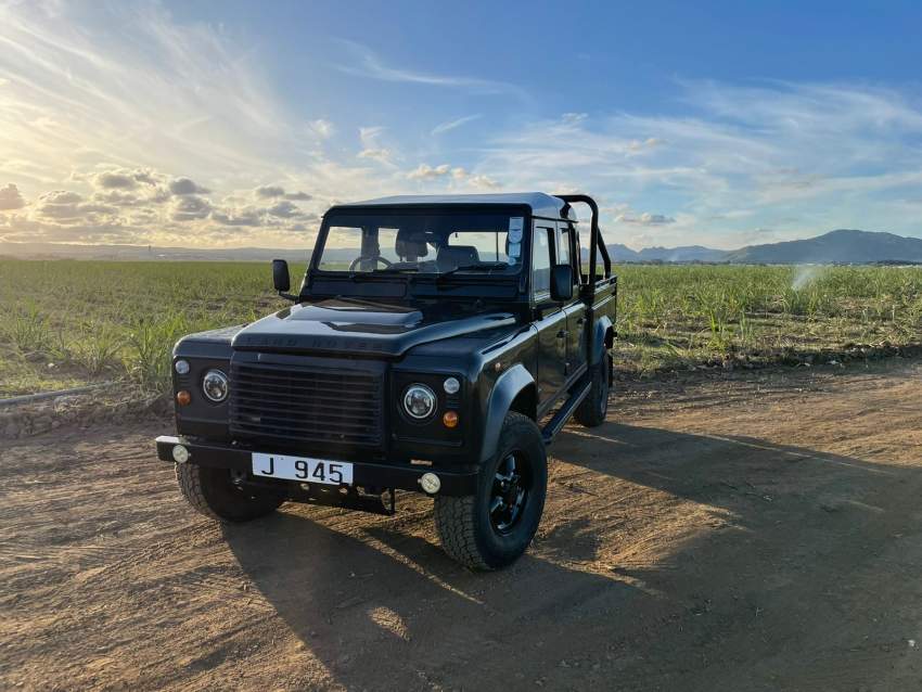 Defender 130 TDI - 1 - Off Roader Cars  on Aster Vender