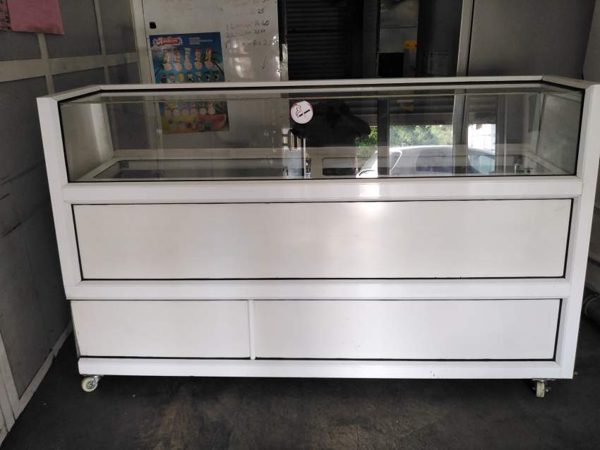 Vitrine - 0 - Shelves  on Aster Vender