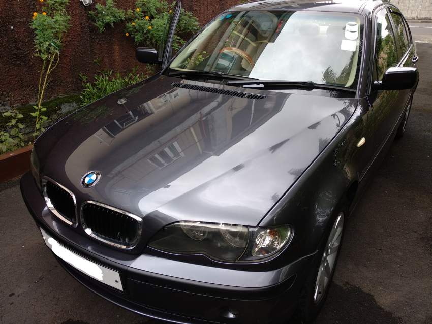 BMW 318I  - 2 - Luxury Cars  on Aster Vender