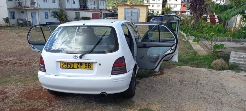TOYOTA STARLET - 1 - Sport Cars  on Aster Vender