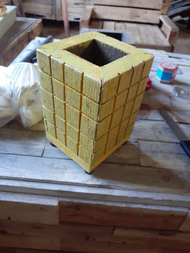 Magic Pallet - 18 - Handmade  on Aster Vender