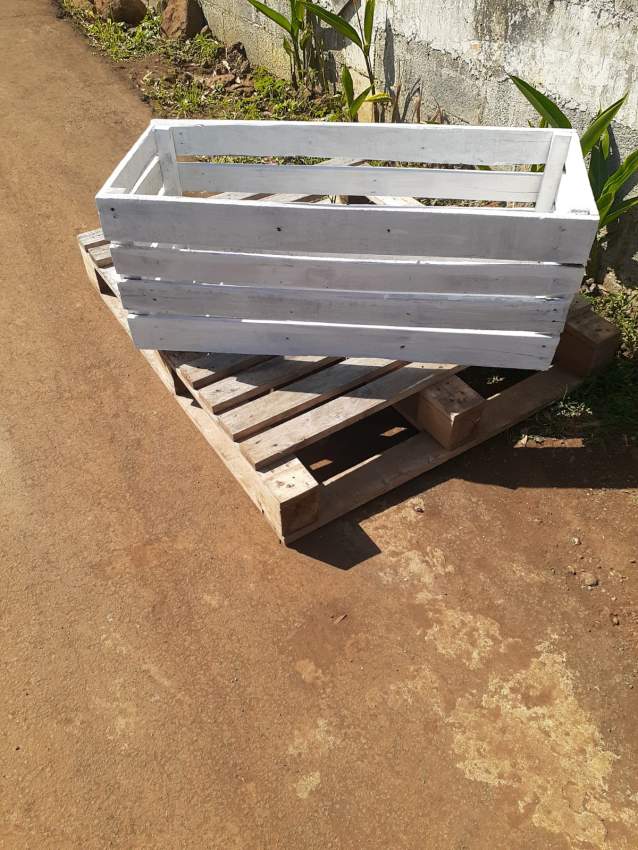 Magic Pallet - 12 - Handmade  on Aster Vender