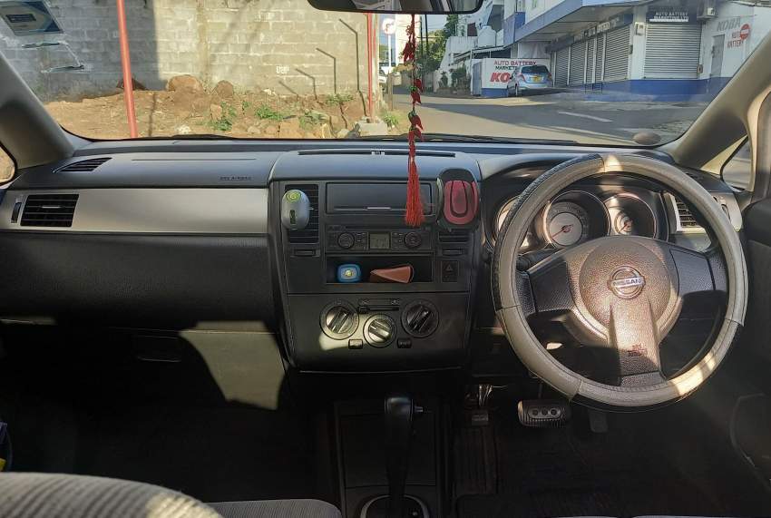 Nissan Tiida - 4 - Family Cars  on Aster Vender