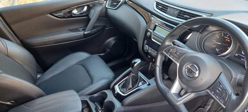 Nissan qashqai - 6 - SUV Cars  on Aster Vender