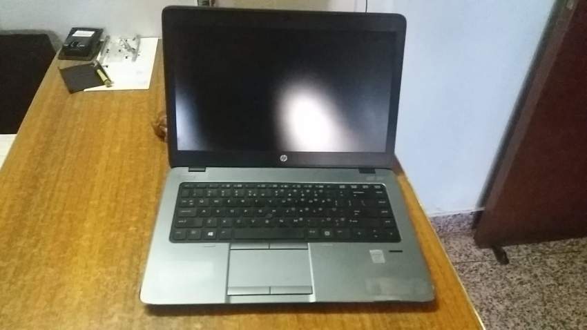 Laptop HP Elitebook 840 G2 core i5  on Aster Vender