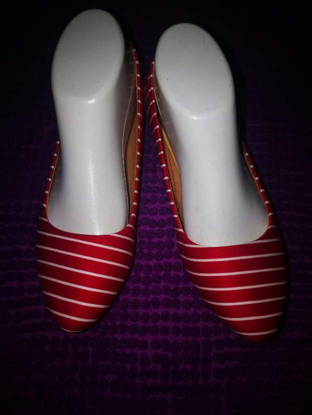 Ballerines  - 9 - Others  on Aster Vender