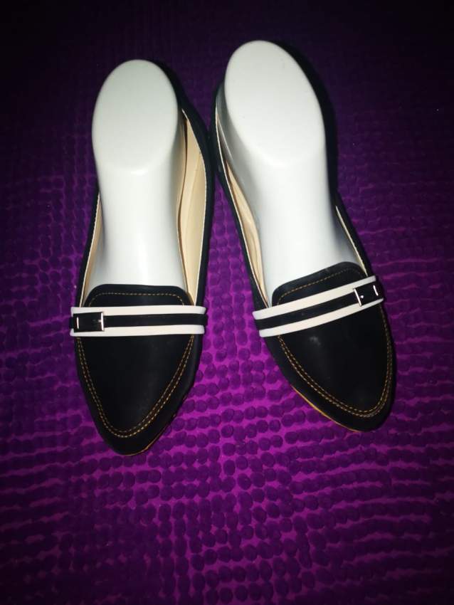 Ballerines  - 2 - Others  on Aster Vender