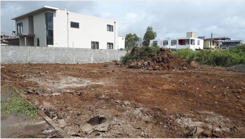 TERRAIN- 17.3 PERCHES- MONS. LEEN QUATRE BORNES - 0 - Land  on Aster Vender