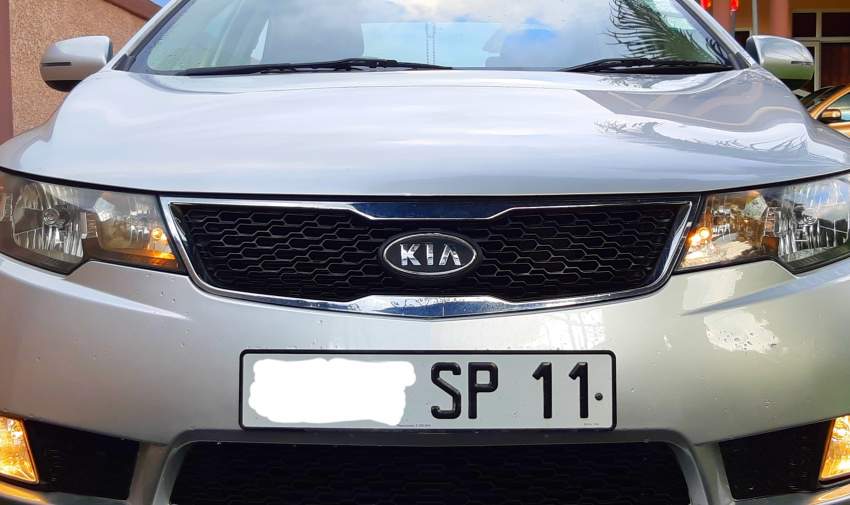 KIA Cerato Full options - 3 - Family Cars  on Aster Vender