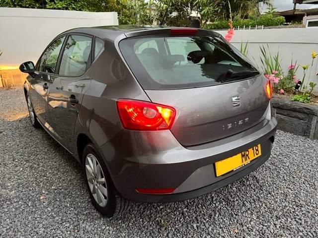 SEAT IBIZA 2018 - As New!! - 2 - Compact cars  on Aster Vender