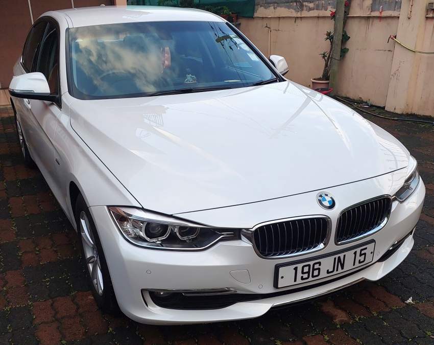 BMW 320i - 2 - Luxury Cars  on Aster Vender
