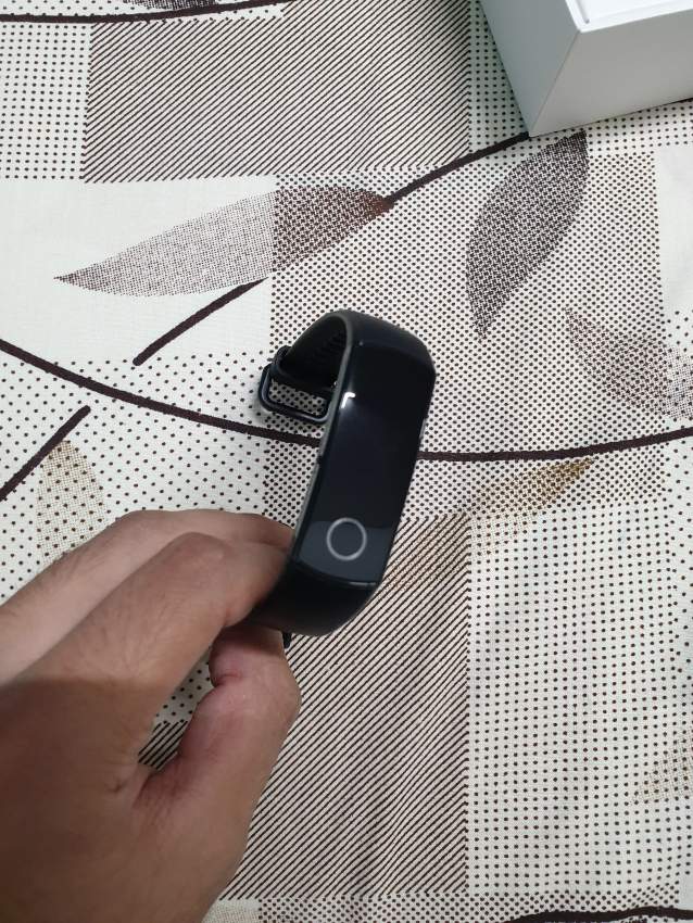 Huawei fitness band 4 - 0 - Other phone accessories  on Aster Vender