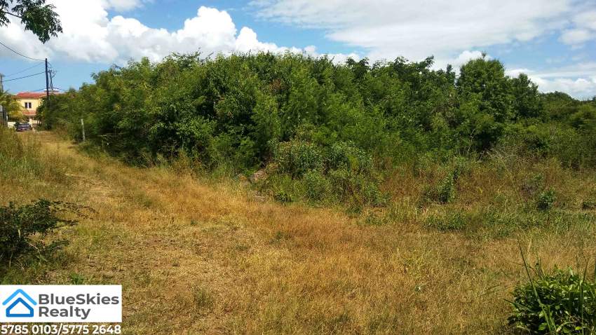 Residential Land 37 Perches Pereybere on Aster Vender