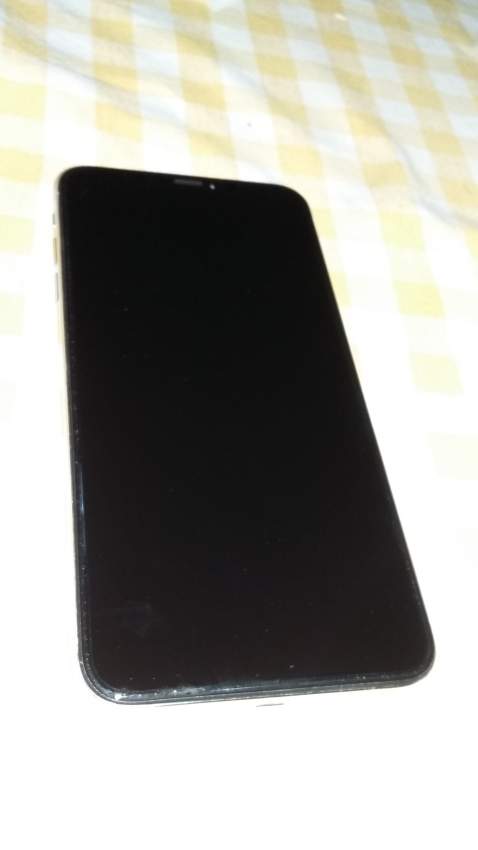 IPHONE XS MAX 64GB - Silver on Aster Vender