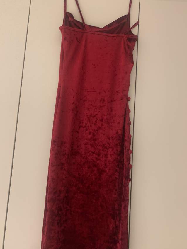 Robe rouge taille s on Aster Vender