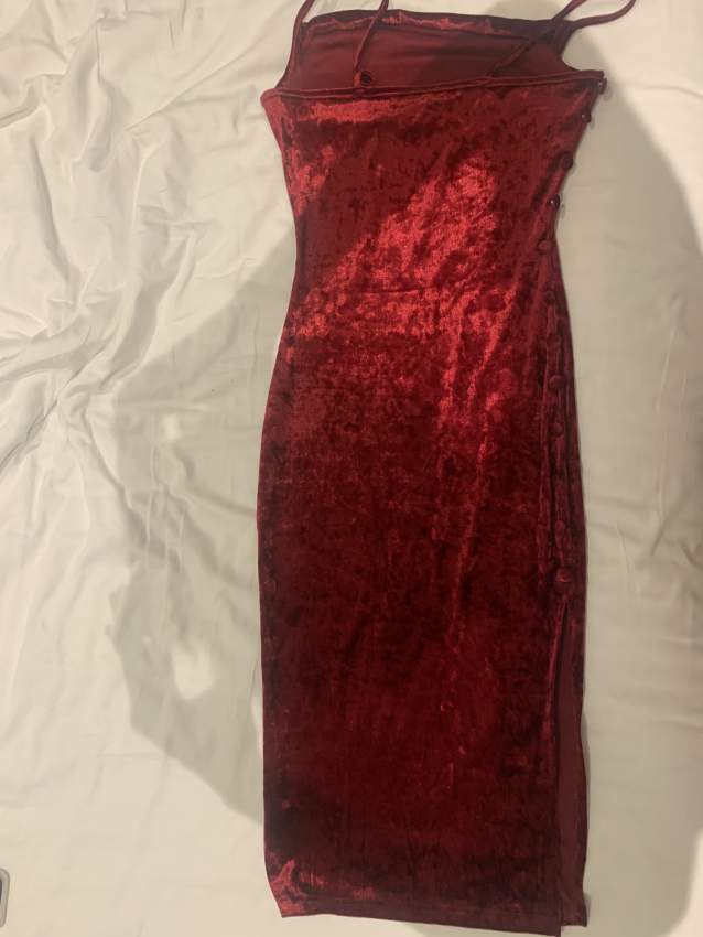 Robe rouge taille s - 2 - Others  on Aster Vender