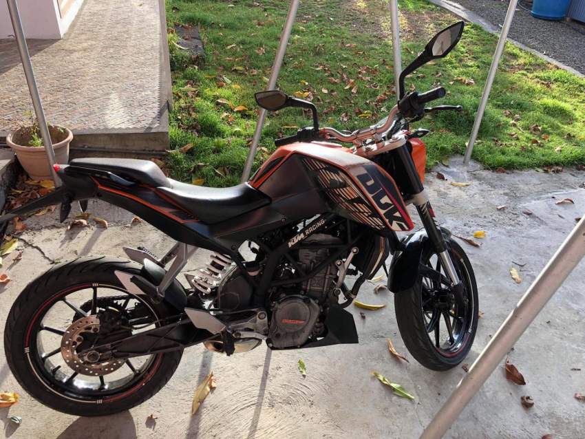 KTM 125 DUKE - 1 - Sport Cars  on Aster Vender
