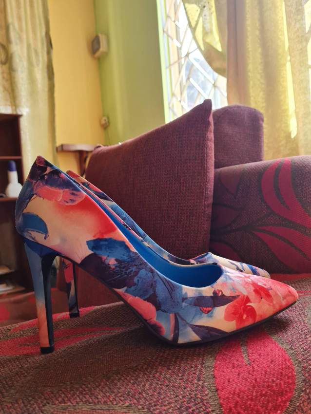 Women shoes - 0 - Women's shoes (ballet, etc)  on Aster Vender