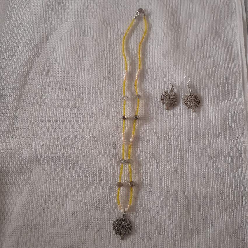 Jewelleries - 1 - Other Makeup Products  on Aster Vender