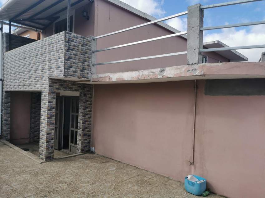 Maison a vendre a Floreal - 1 - House  on Aster Vender