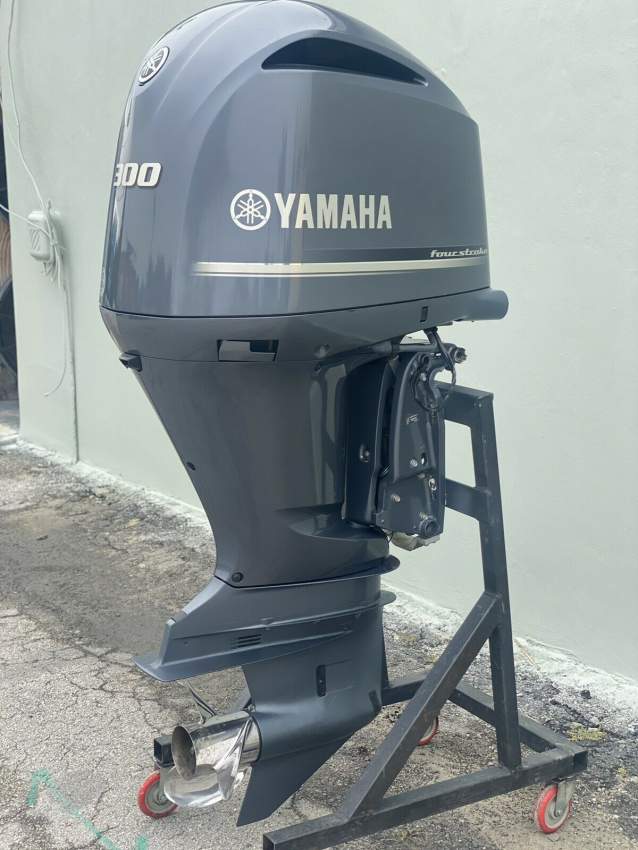 Yamaha 300HP/200hp/150hp/100hp Outboard/Mercury 40HP  on Aster Vender