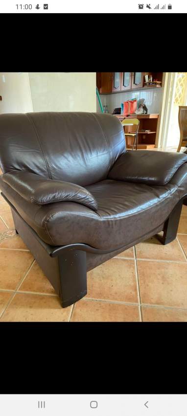 Leather sofa set 3+1+1 - 0 - Living room sets  on Aster Vender