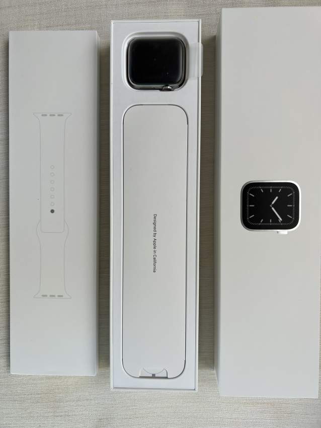 Apple watch Series5 stainless steel case - 0 - Smartwatch  on Aster Vender
