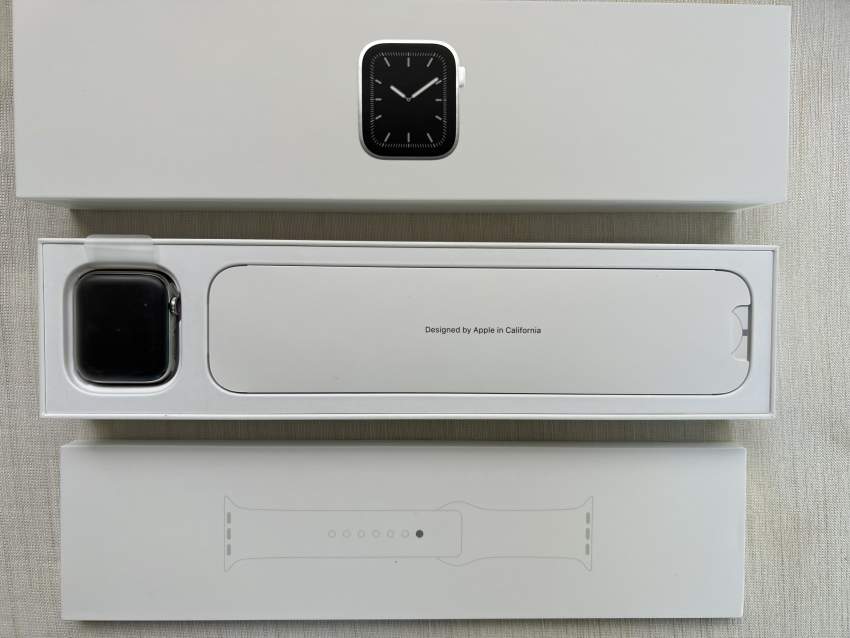 Apple watch Series5 stainless steel case - 0 - Smartwatch  on Aster Vender