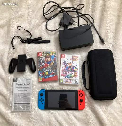 Nintendo Switch + deux jeux - 0 - Nintendo Switch  on Aster Vender