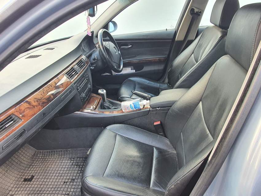 BMW 316i for Sale. Year MY 2006 - 4 - Luxury Cars  on Aster Vender