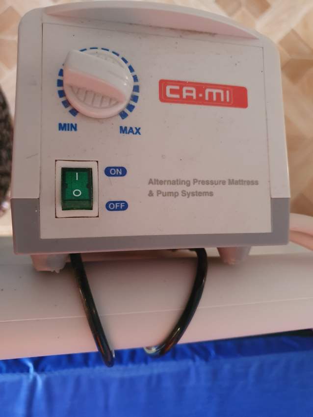 Medical bed - 2 - Other Medical equipment  on Aster Vender