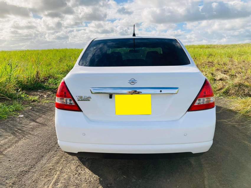 Nissan Tida - 5 - Family Cars  on Aster Vender