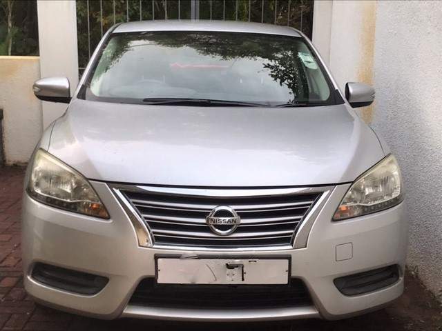 Nissan Sentra 2017 for sale - 1 - Family Cars  on Aster Vender