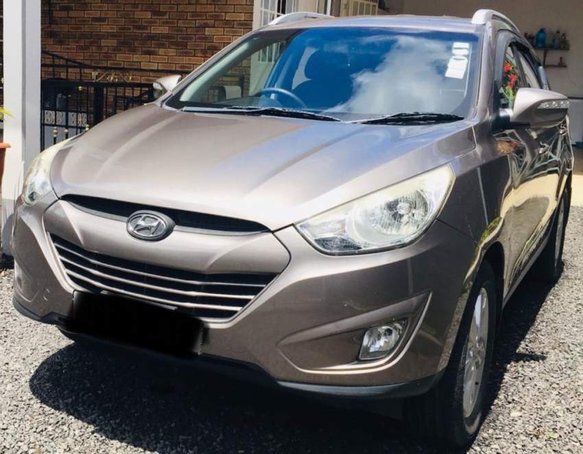 hyundai ix35 - 1 - SUV Cars  on Aster Vender