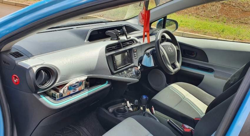 Toyota Aqua - 4 - Family Cars  on Aster Vender