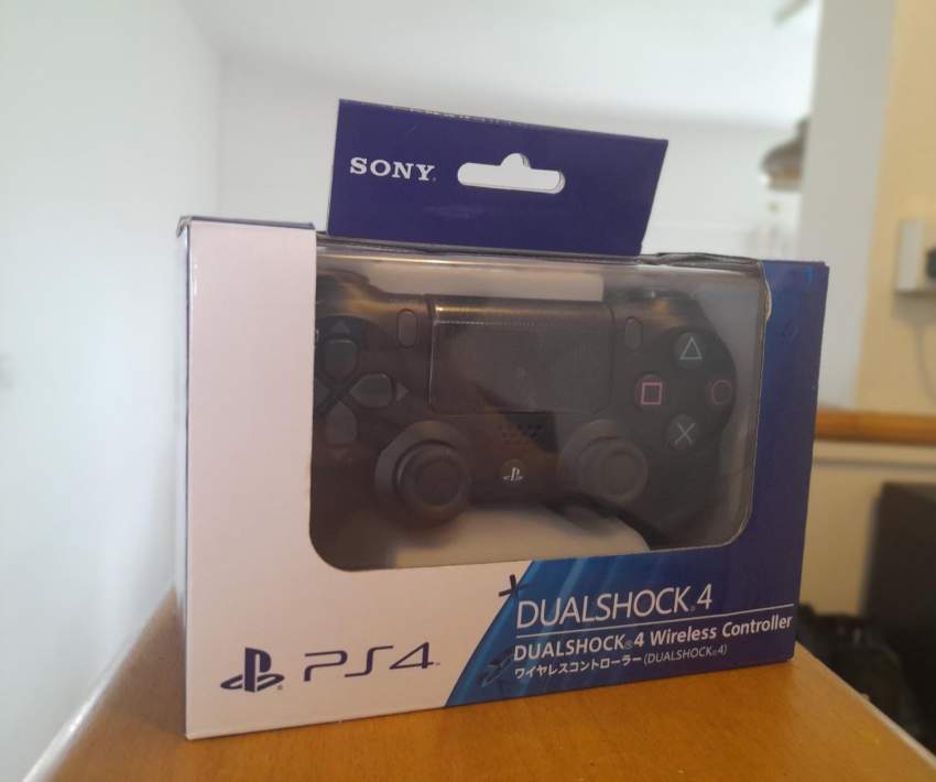 PS4 Controller - Unused  on Aster Vender