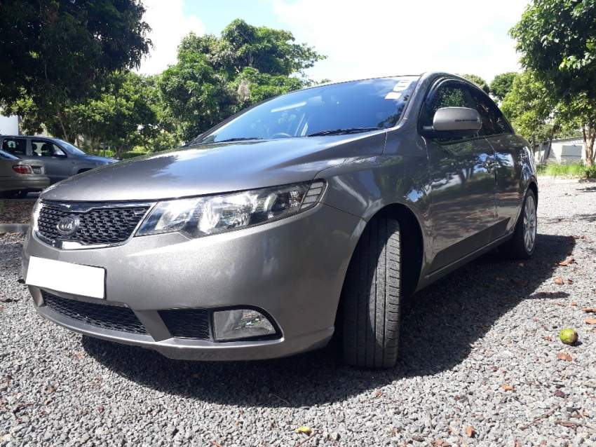 Kia Cerato 2012 - 1 - Family Cars  on Aster Vender