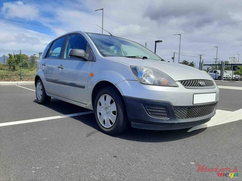 Ford Fiesta 06 - 7 - Compact cars  on Aster Vender