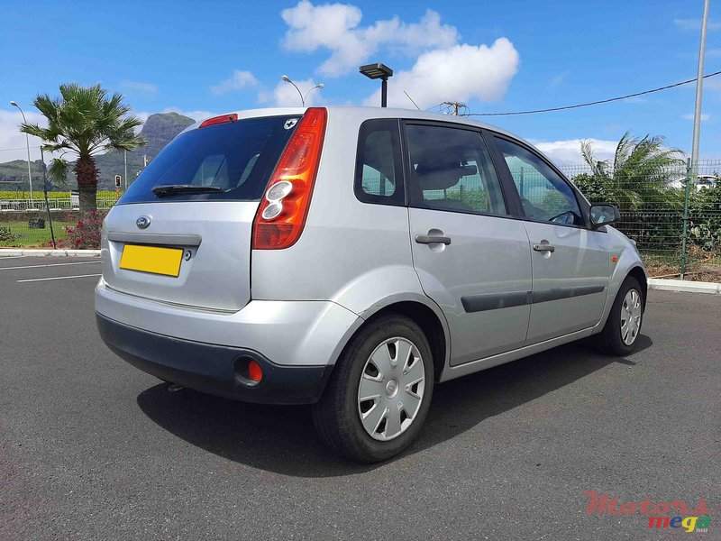 Ford Fiesta 06 - 6 - Compact cars  on Aster Vender