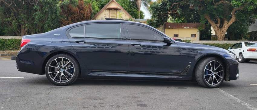 BMW 740Le for Sale! Excellent Condition - 5 - Luxury Cars  on Aster Vender